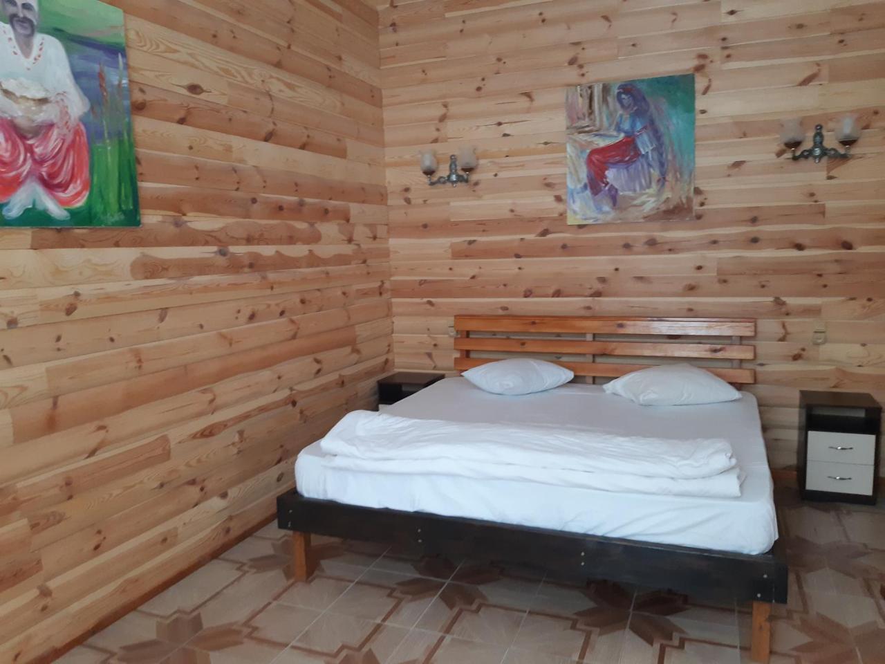 Комплекс Відпочинку "Колиба" Hotel Koroszteny Kültér fotó